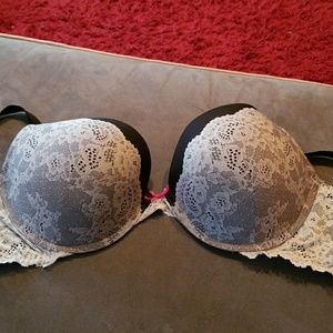 Victoria Secret Bra 38D
